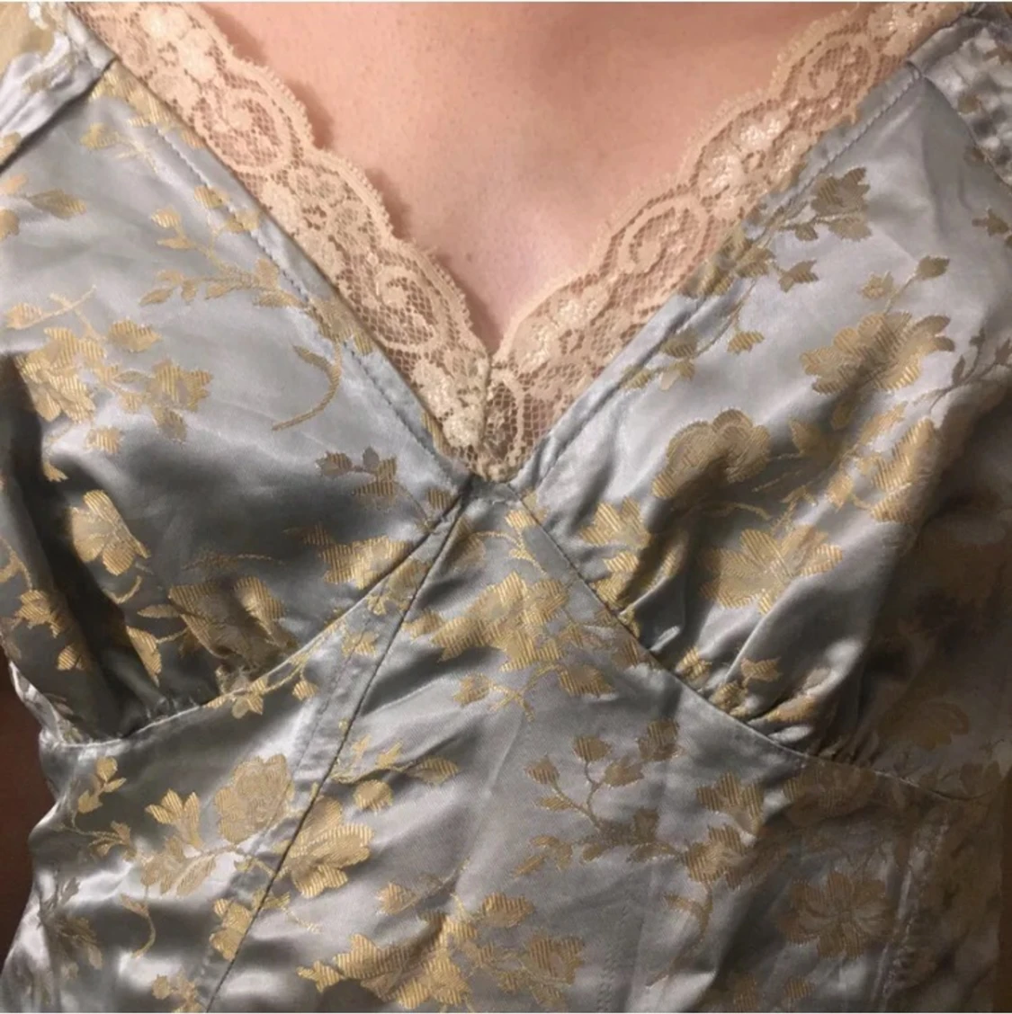 Vintage silkesklänning med spets  - 91