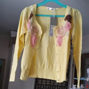 Stickad tröja  - Passar XXS- s