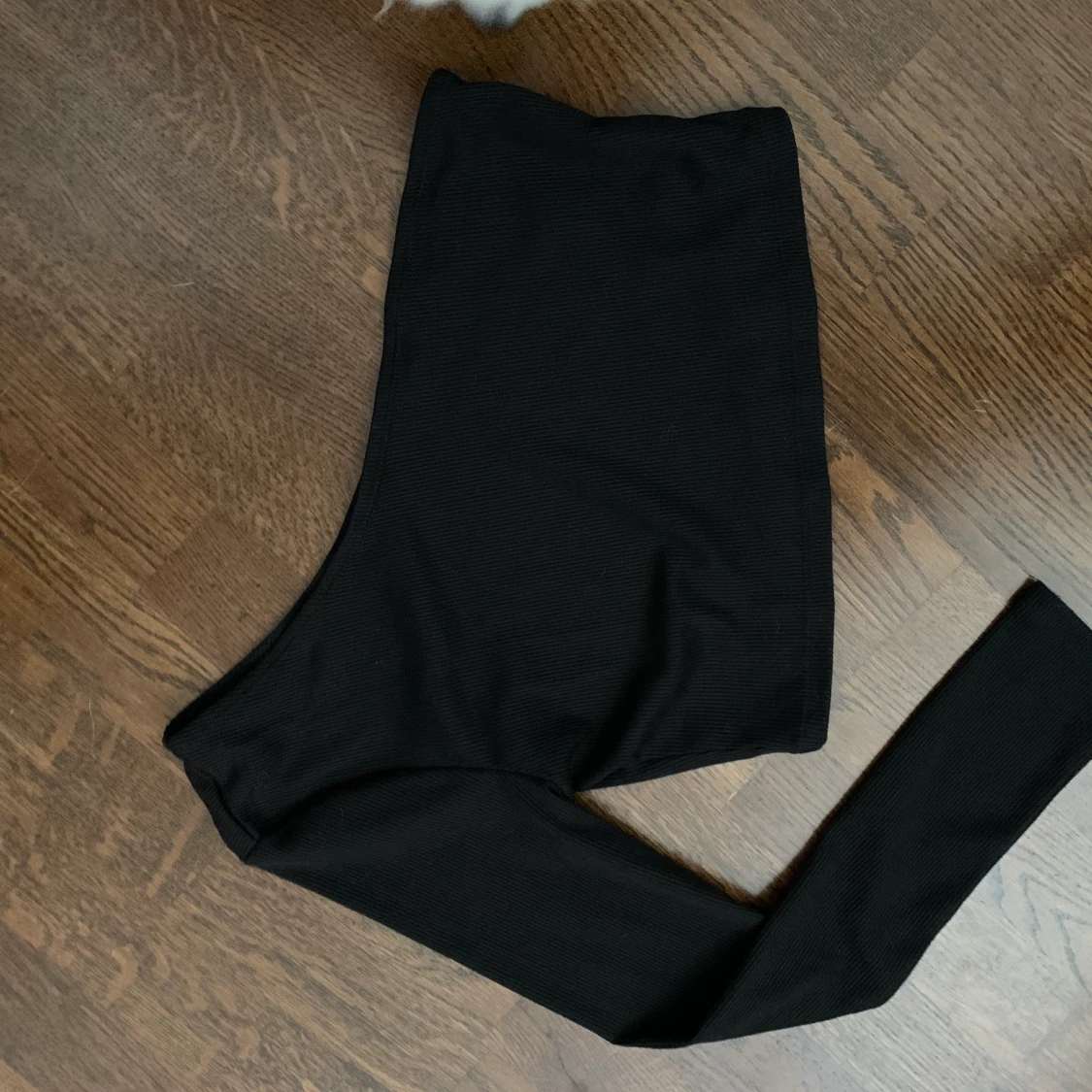 Off-shoulder tröja - 90