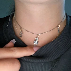 Robot halsband  - Jätte fina halsband!