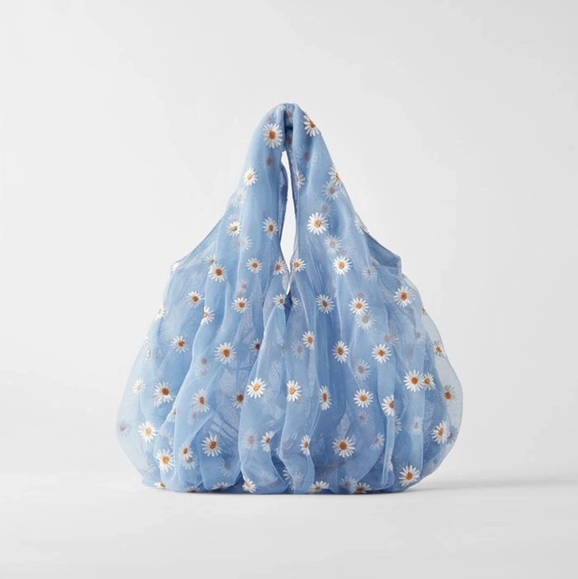 Blommig väska från zara - 90