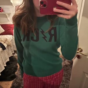 Zadig & Voltaire tröja  - Endast använd en gång, jättebra skick! 