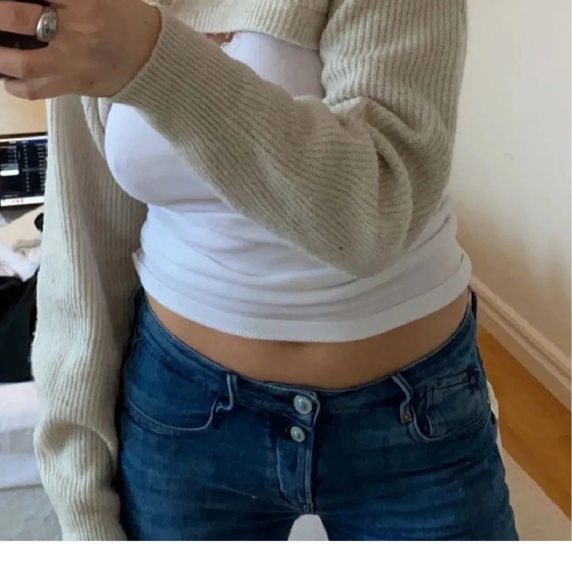 Stickad croppad tröja  - 90