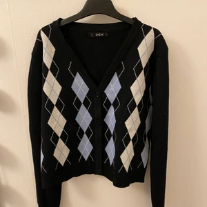 Kofta - Kofta från shein💙 Jag tycker att den har bra kvalitet för att vara ifrån shein! Normal i storleken