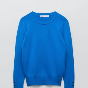 Zara tröja - Intresekoll!!! En slutsåld tröja från zara som är i mycket bra skick 💗