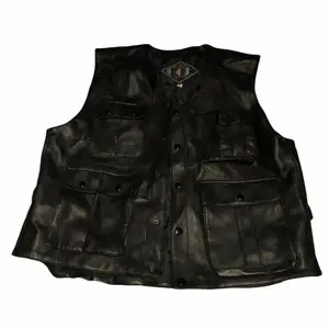 Leather vest in a good condition, turns a basic outfit to a banger outfit                                                                                Size guide 178cm and 65kg but fits like a size S