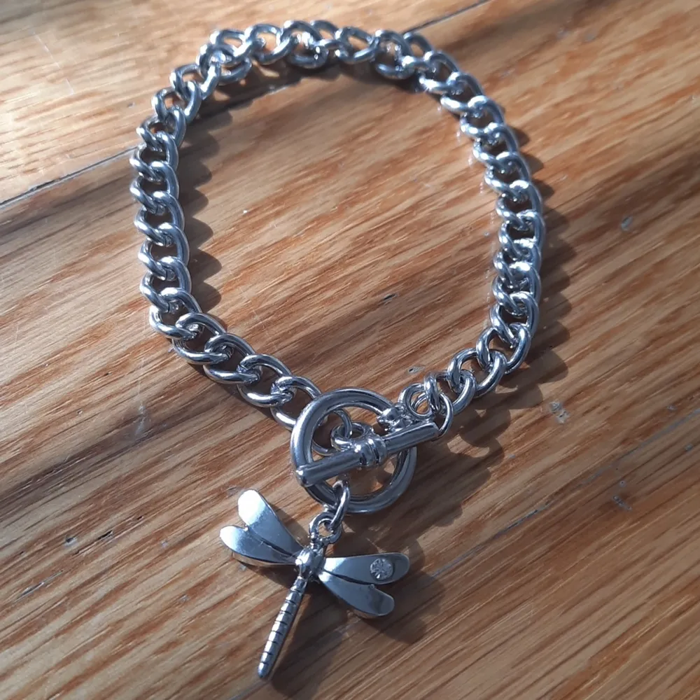 Fairy core inspired dragon fly bracelet . Accessoarer.