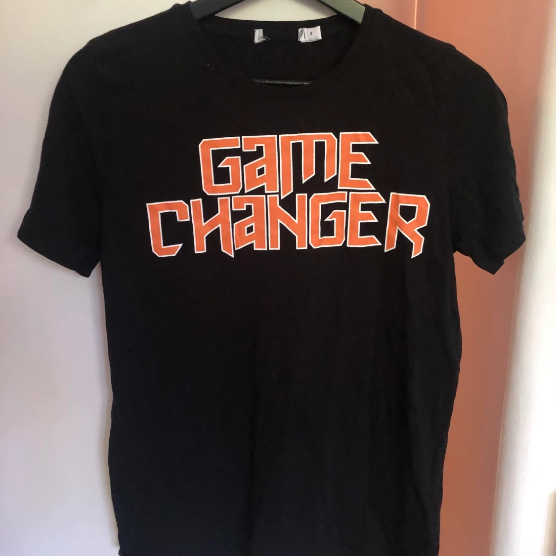 Svart t shirt med tryck