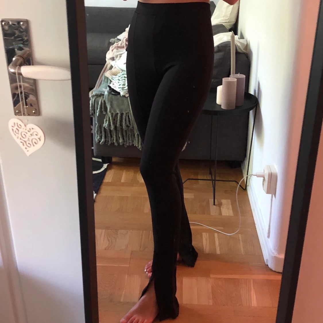 Svarta leggings med slits