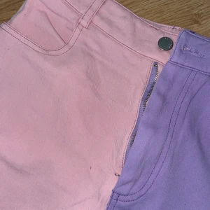 Raka jeans  - Aldrig använda endast testade, bra skick💞