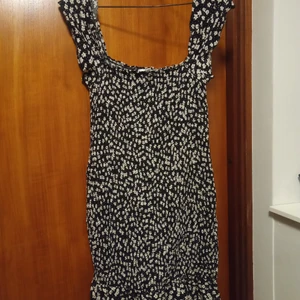 Klänning  - Klänning stretchig. Ny