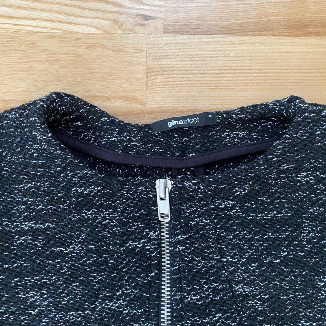 Gina Tricot kort kavaj storlek xs - 91