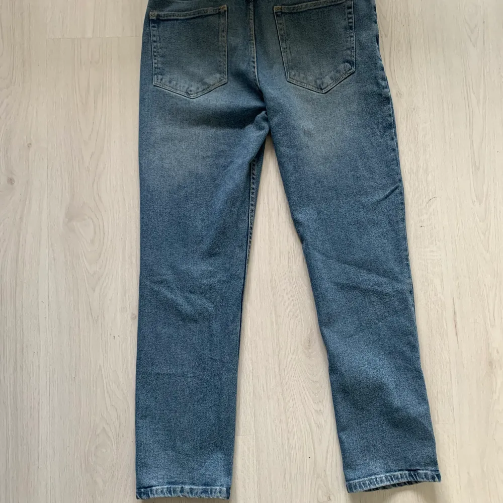 Lindberghs jeans straight leg fit Använd, men bra skick.. Jeans & Byxor.