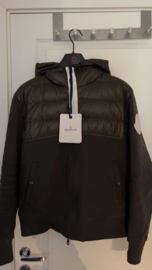 Moncler cardigan - Grön moncler cardigan 