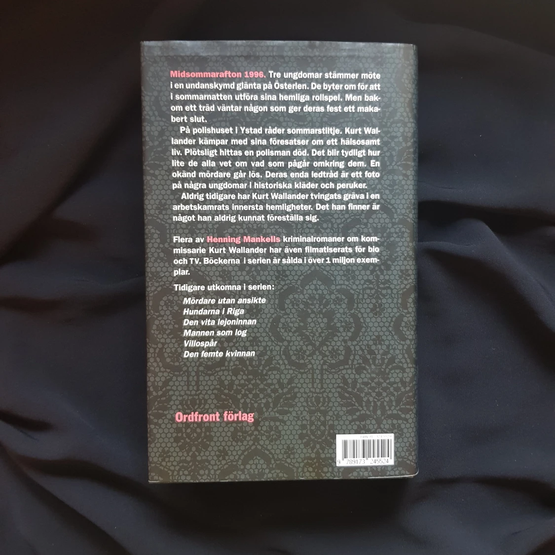 Kriminalroman: Steget Efter - 90