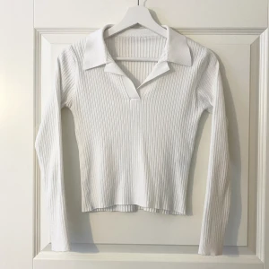 Vit skjorttröja - Mycket fint skick