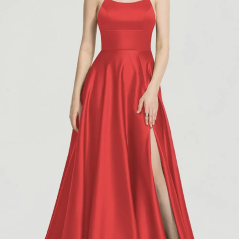 Säljer nu min röda balklänning i strl 38 då jag hittat en annan❤️  Klänningen är endast testad. Nypriset ligger på 1350kr + 400kr i frakt därför säljer jag den nu för 1000kr  ❤️( frakten kostar inget)  . Klänningar.