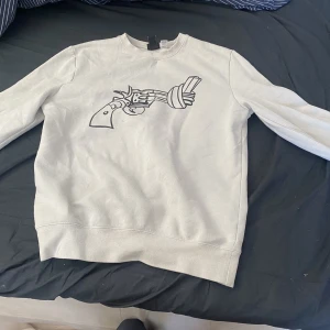 Hoodie  - Super skön tröja som är lite oversize i modellen ❤️