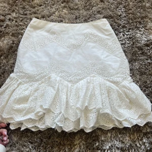 Spets kjol  - 170kr+📦