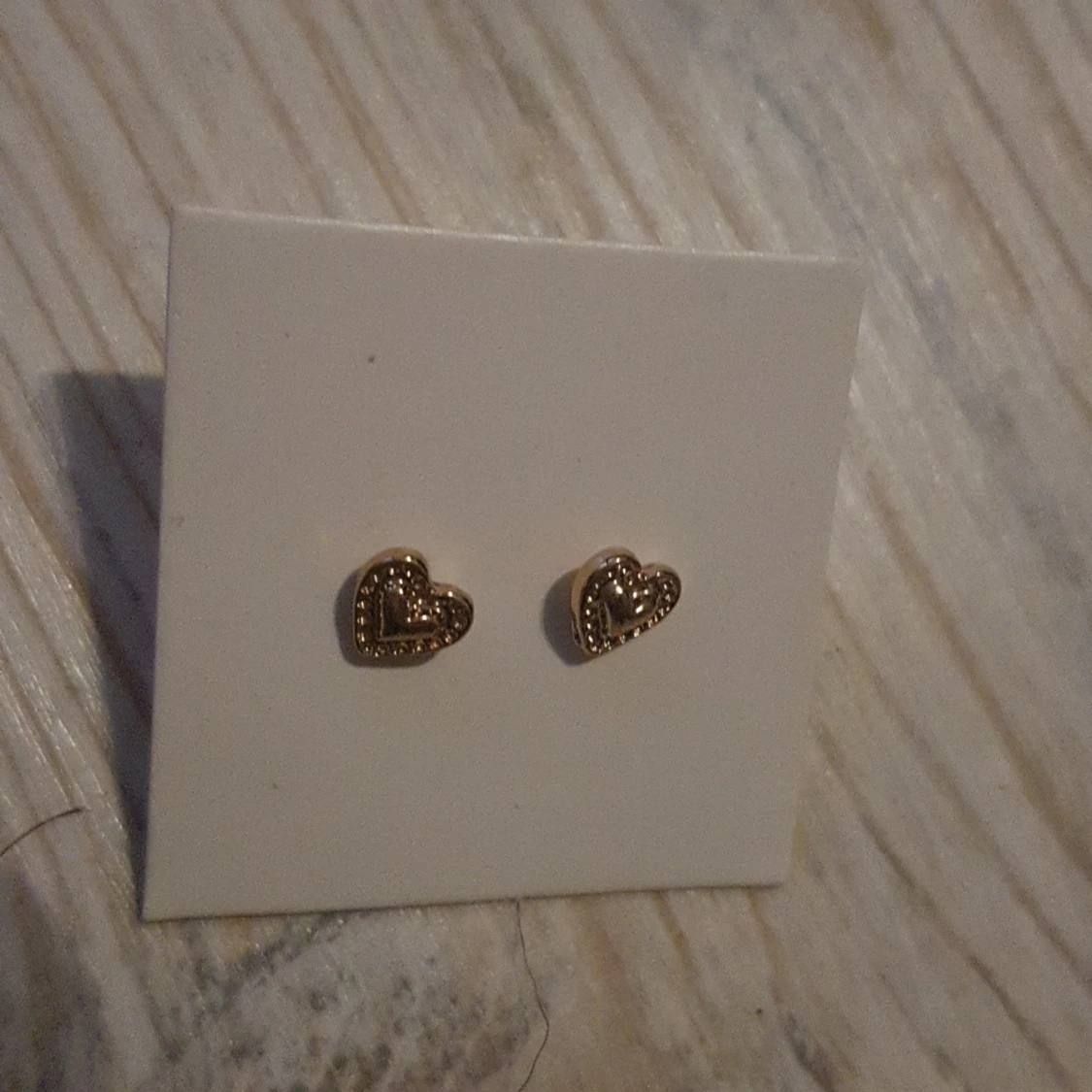 Hel nya guldfärgade örhängen  - 90