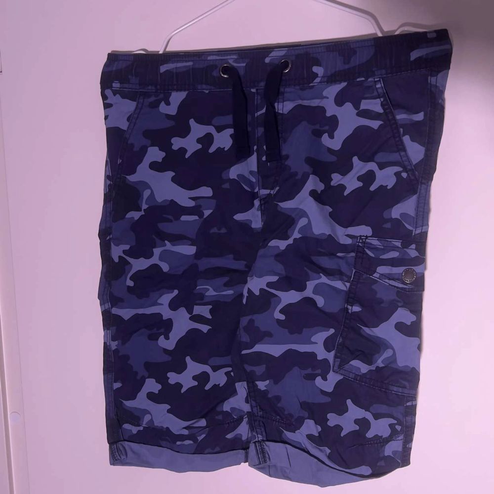 Blå Camo shorts - Kappahl | Plick Second Hand