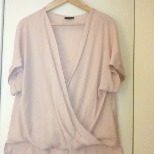 Fin blus - Fin och skön inga fel på den  Ljusrosa 