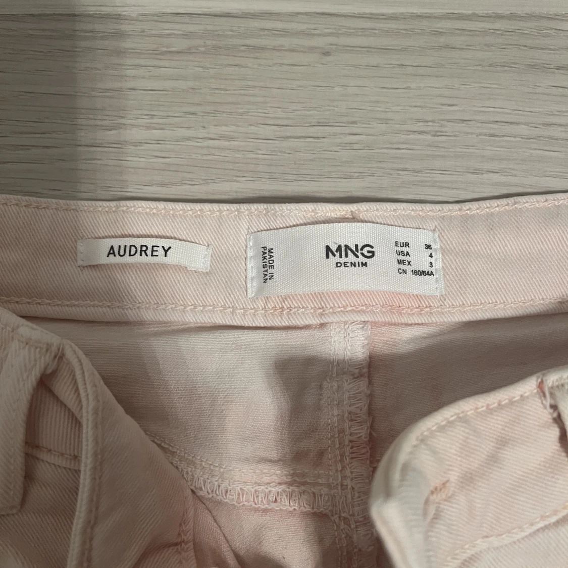 Straight Leg Pink Jeans - 91