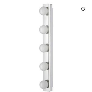 2 ST lampor för 295kr - Ord pris 1000kr Säljer för 295kr Köparen Står för frakt själv