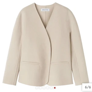 Wera jacka - Wera ulljacka ( kavaj) stl xs ( 34) i benvit färg. Ny med lappar aldrig använd.