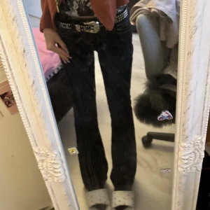 True religion  - Low wasit fråga om mer bild❤️