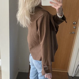 Kofta - Såå stärt snygg kofta/ tunn jacka, aldrig använd ❤️❤️