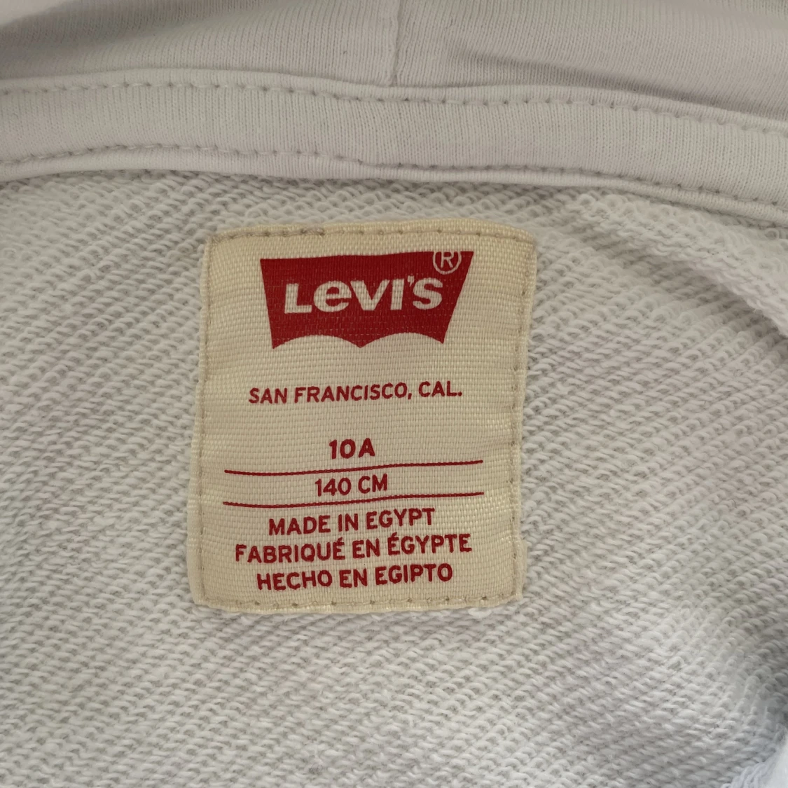 Levi’s hoodie - 91