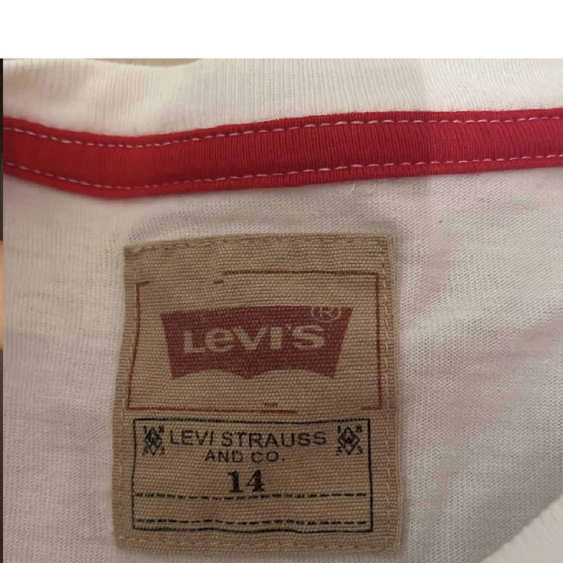 Levi’s t-shirt - 91