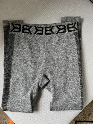 Better Bodies Tights - Använda fåtal gånger. Är storlek M men passar S