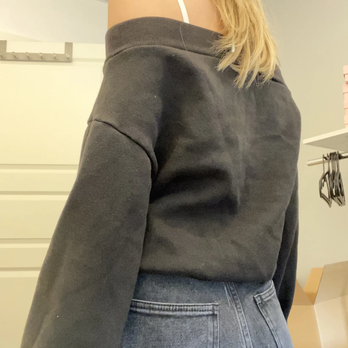 Off shoulder tröja - 91