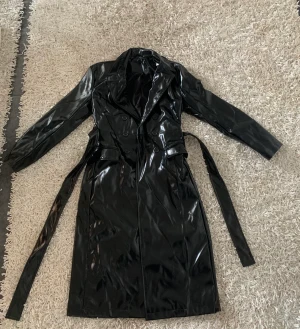 Lackjacka - Knappt använd 