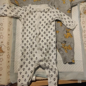 Barnplagg  - Storlek 50/56 Lupilu och hm