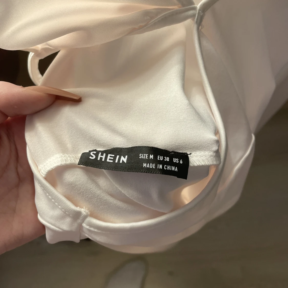 Vit festklänning  - 90