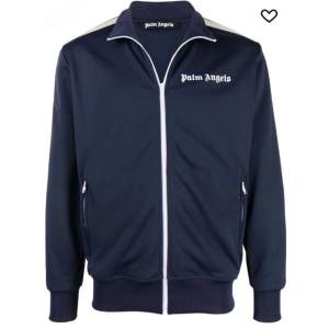 Palm Angels zip tröja i storlek L. Den är i topp skick o bara använd några få gånger, kvitto från miinto finns och qr kod på tröjan, hör av er vid frågor!