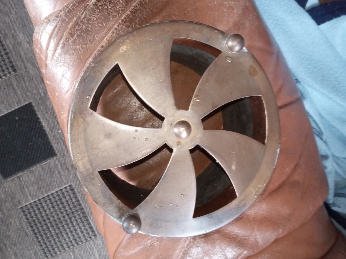 Spiralventil mässing för kakelugn 13 x 13 cm. - 90