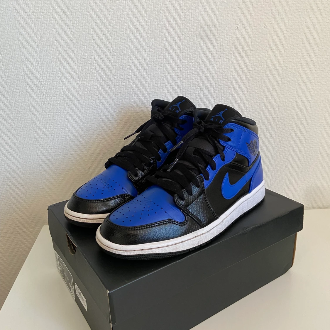 Air Jordan 1 mid Hyper Royal - 90