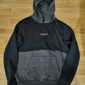 MCKENZIE EXHILARATE FLEECE TRACKSUIT - BLACK - MENS - L - Mckenzie Mens Tracksuit  Köpt för 1000kr och är i bra skick  Storlek: L