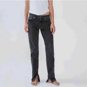 Zara jeans - Säljer dessa populära zara jeans som är slutsålda❤️