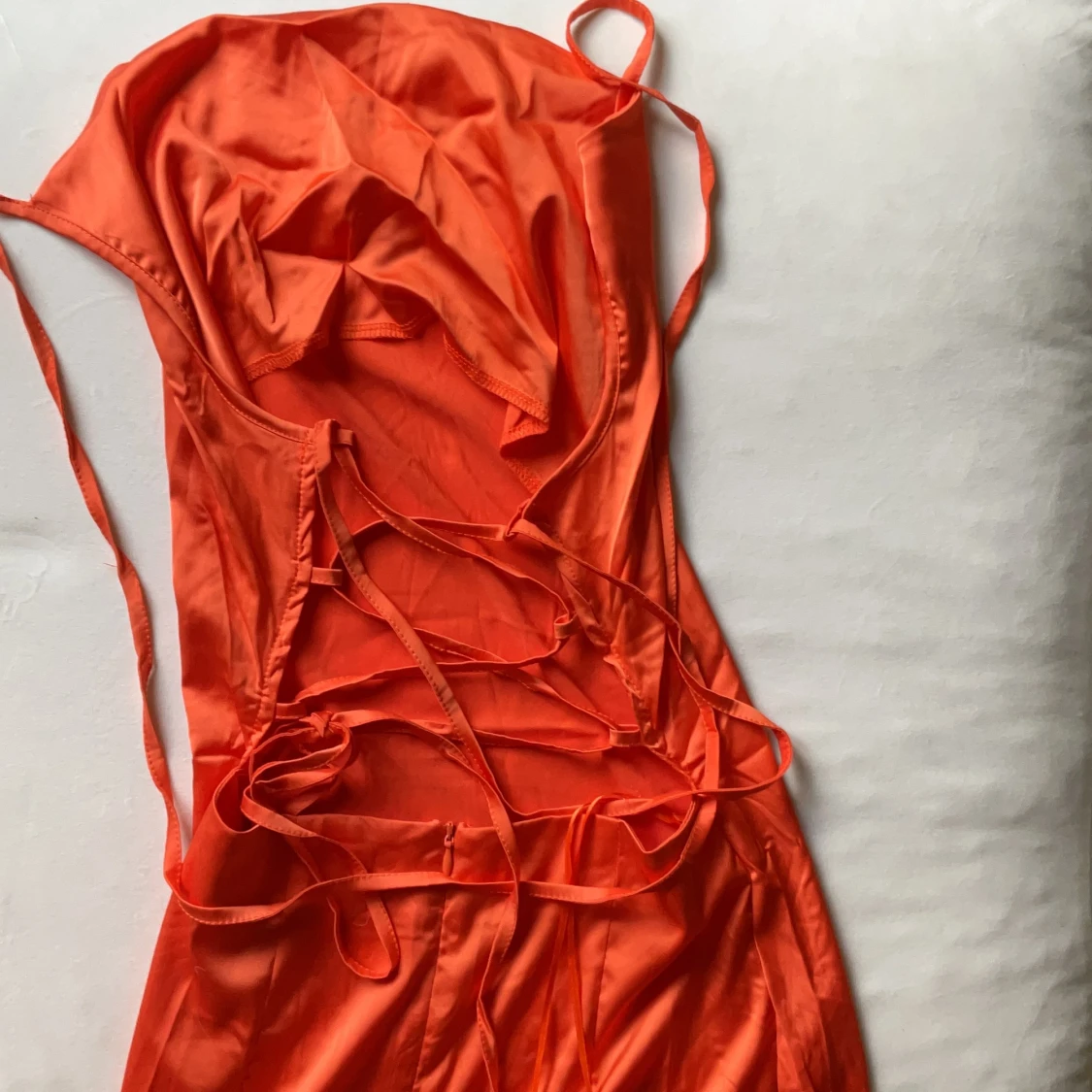 Naanaa orange långklänning köpt på ASOS stl. 36 - 90