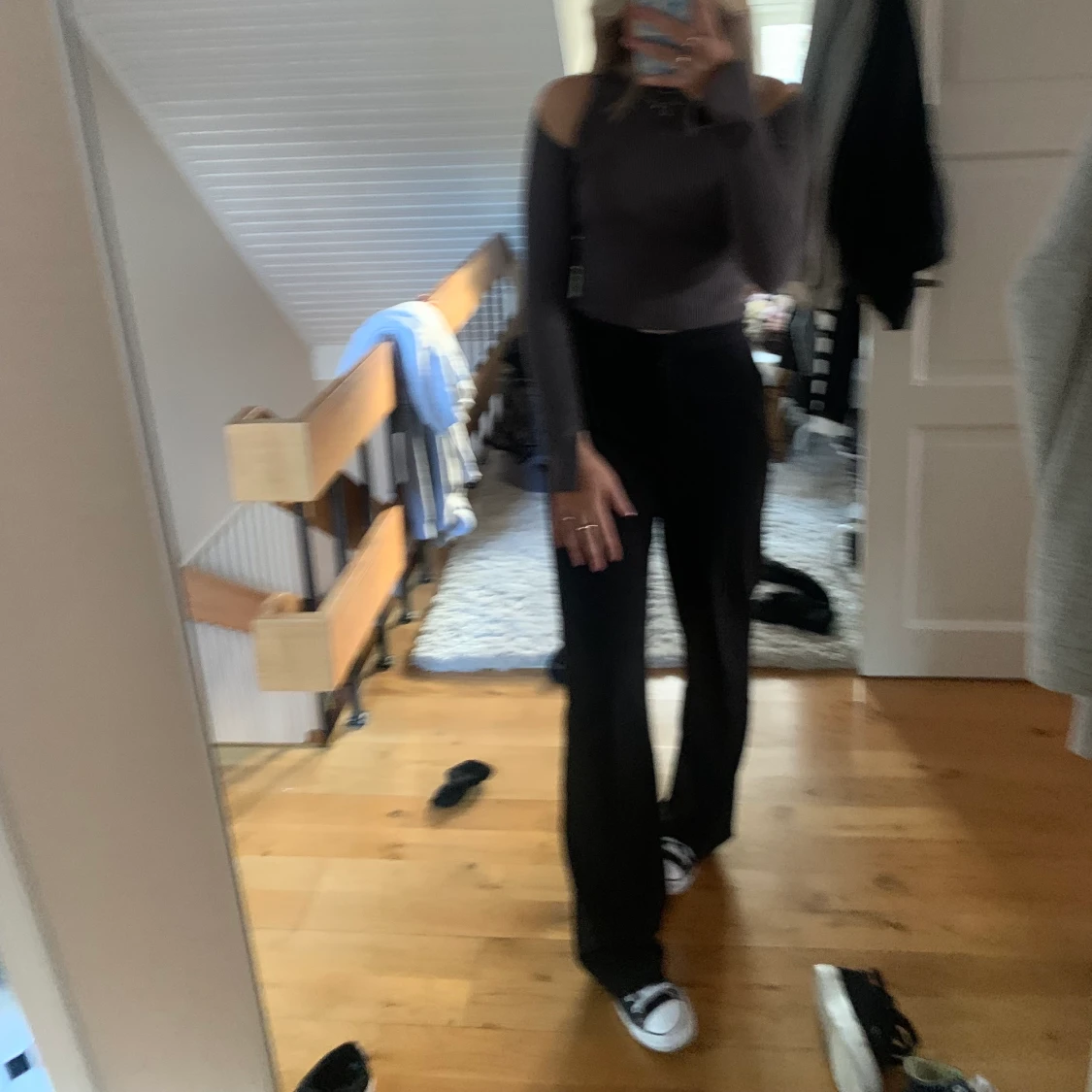 Svarta kostymbyxor