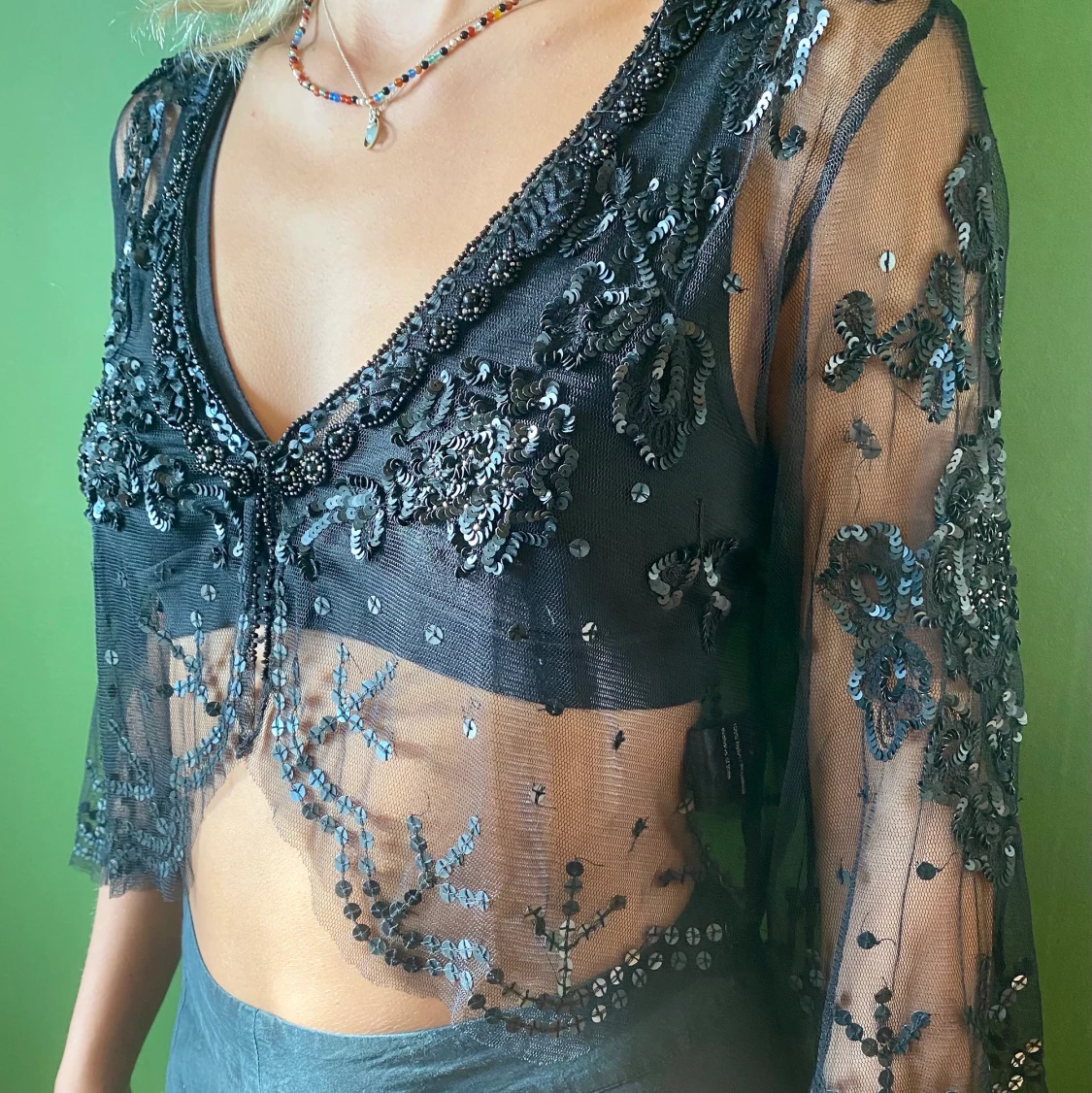 Svart bolero med paljetter - 90