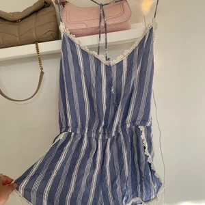 Abercrombie & Fitch jumpsuit - Strl S Passar xs-s Bra kvalité