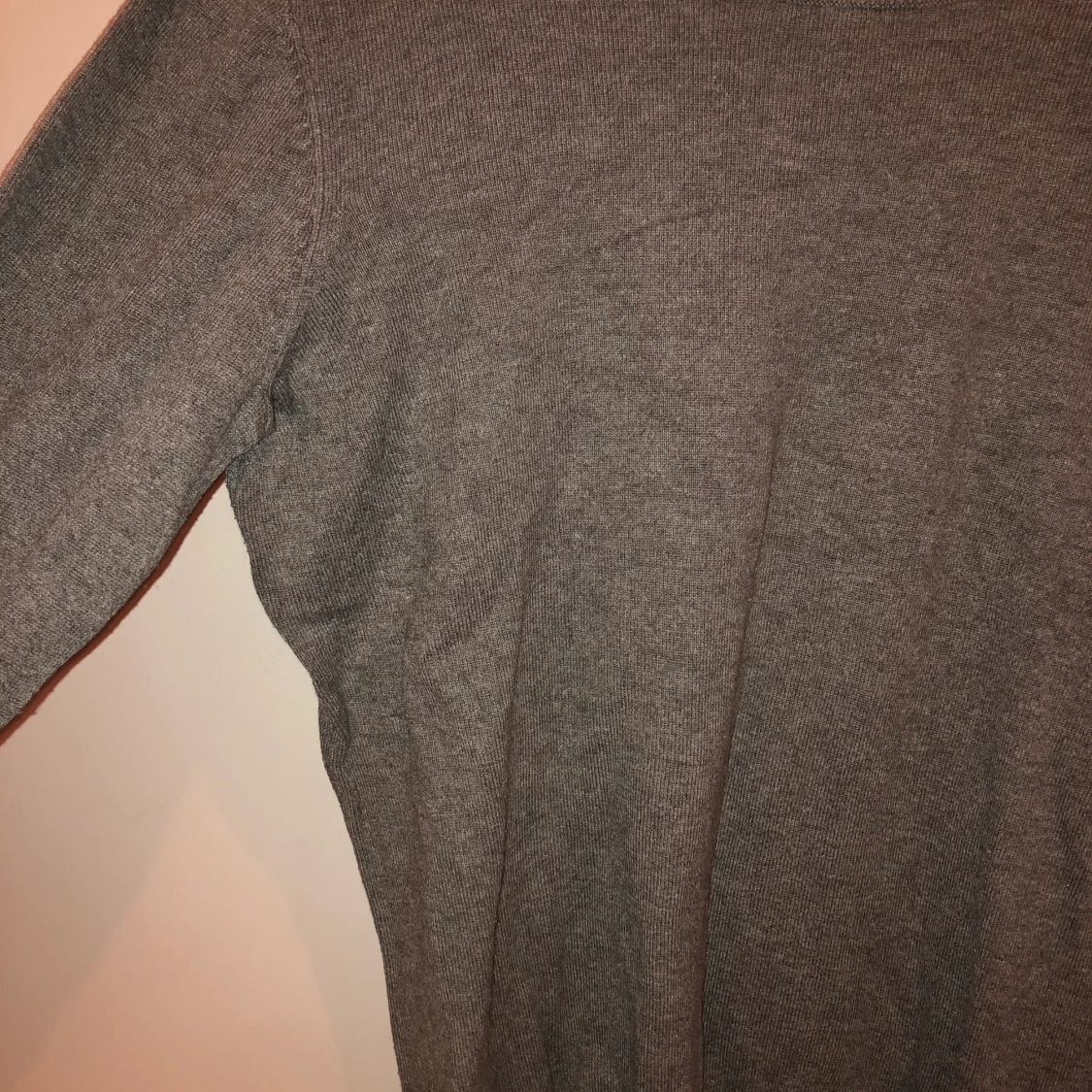 Tunn grå tröja - 90