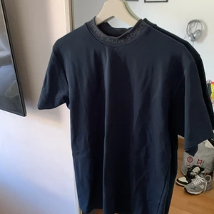 Acne logo - Använd men är i bra skick, storlek xs 