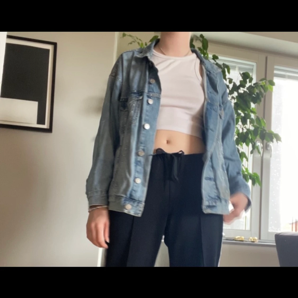 Jeansjacka med pärlnitar - 90